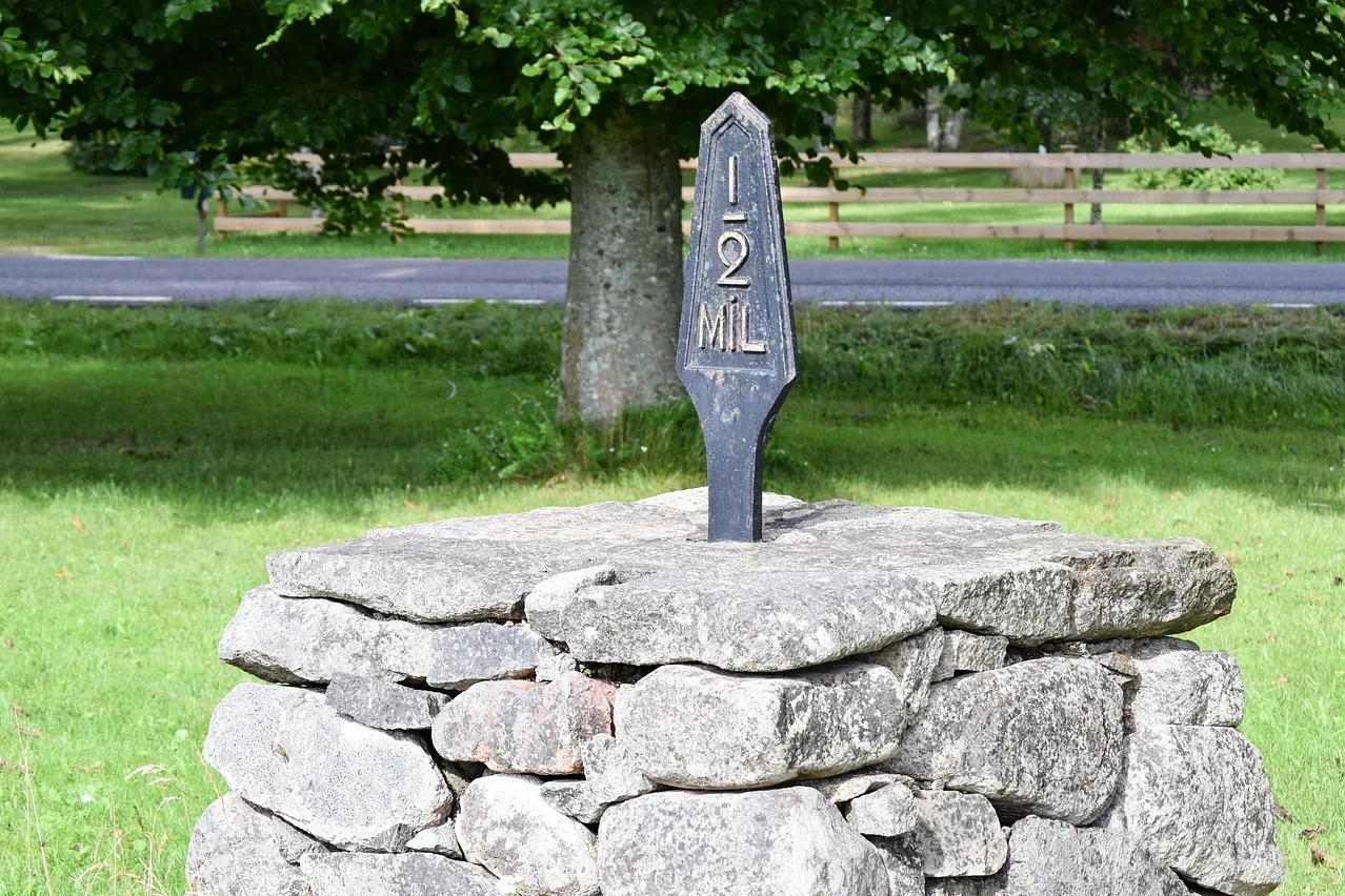 Milestone, crossroads, sweden