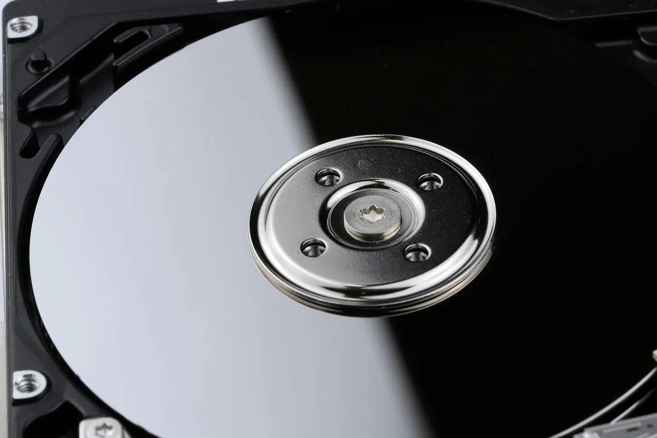 Hard disk, computer, disk